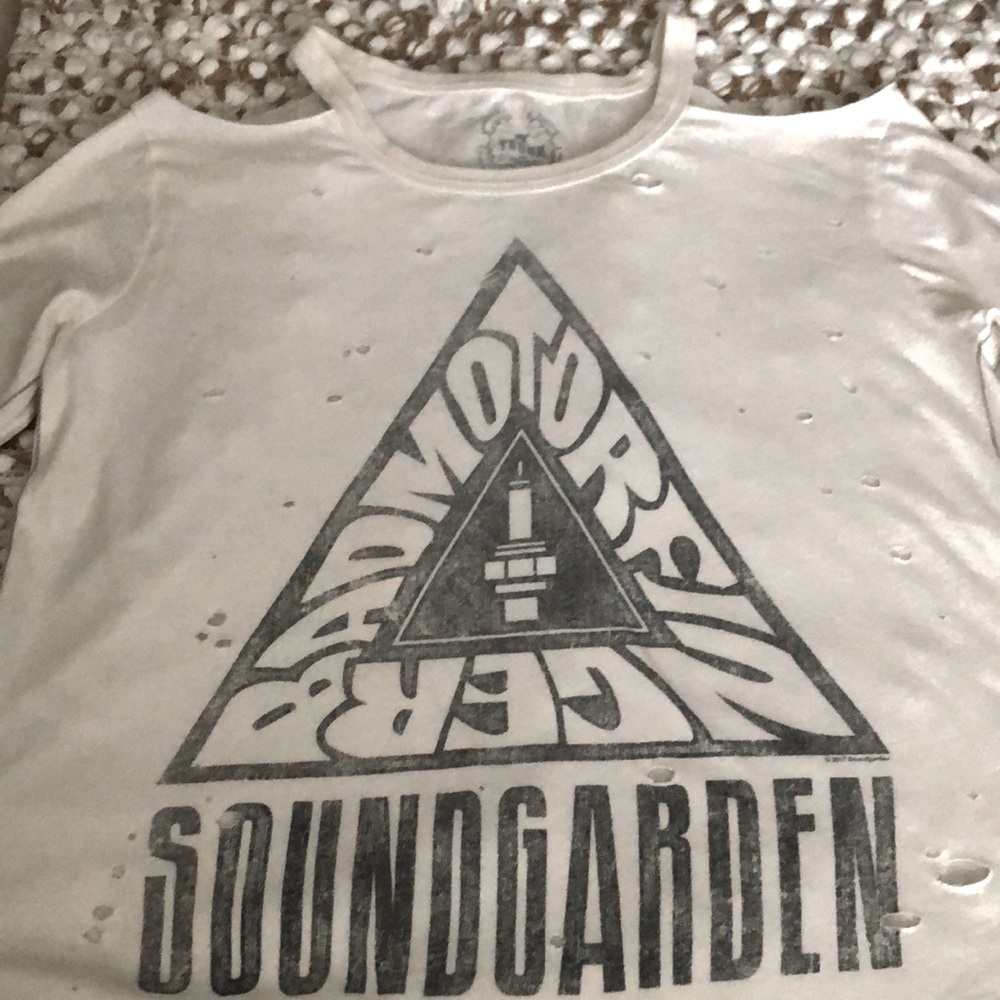 TrunkLTD Grunge Soundgarden Band Cold Shoulder Tee